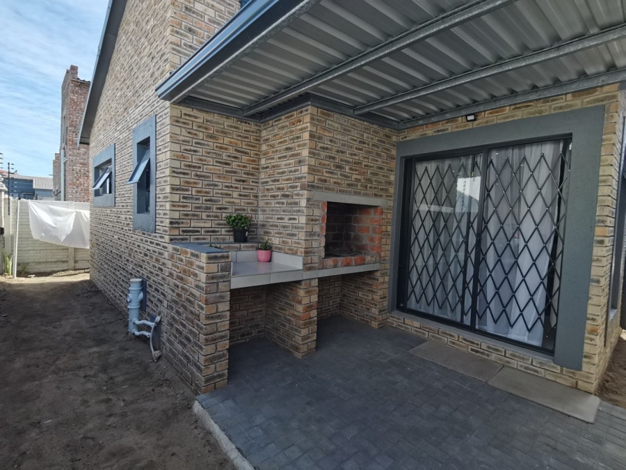 3 Bedroom Property for Sale in Fairview Eastern Cape